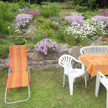 With Enclosed Garden Stutzerbach